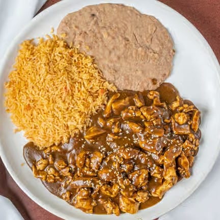 Pollo en Mole.
